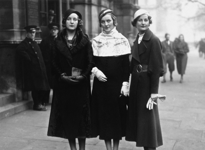 Unity, Diana, and Nancy at a wedding, 1932. Photo via Getty Images.